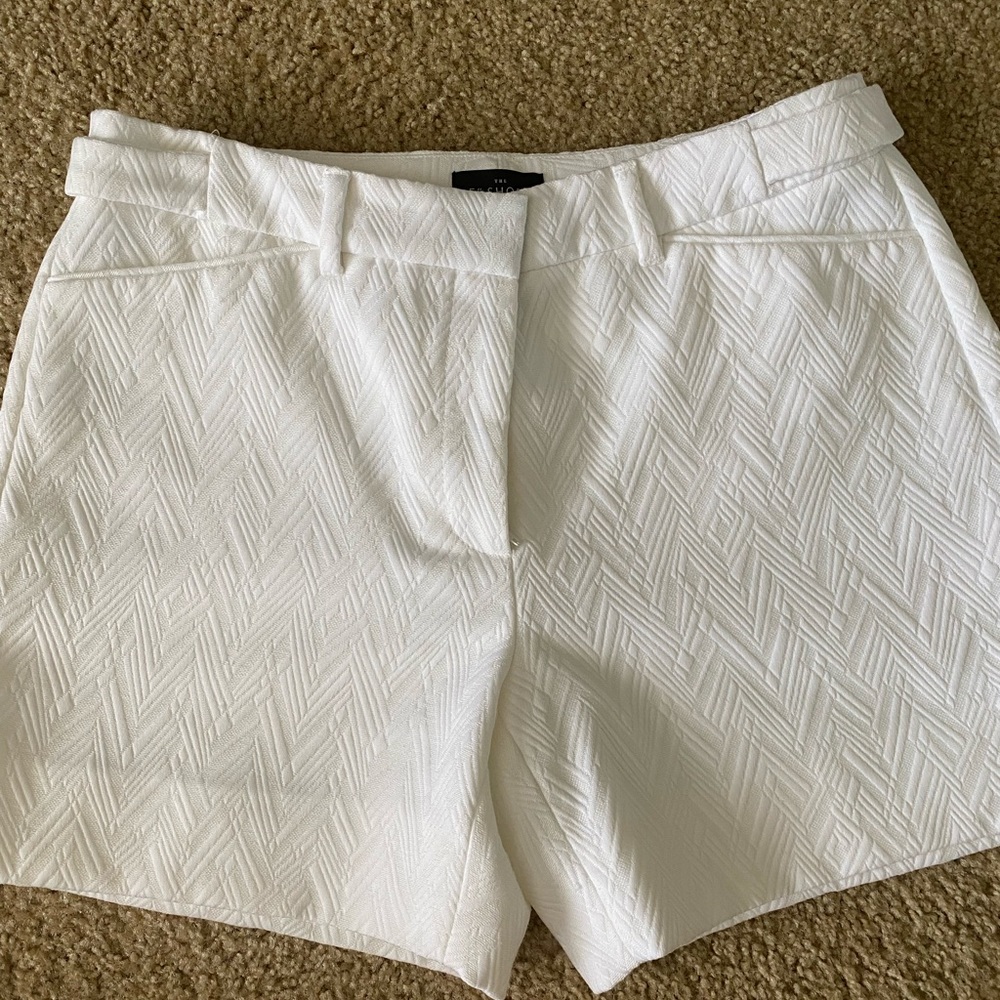 White House Black Market short